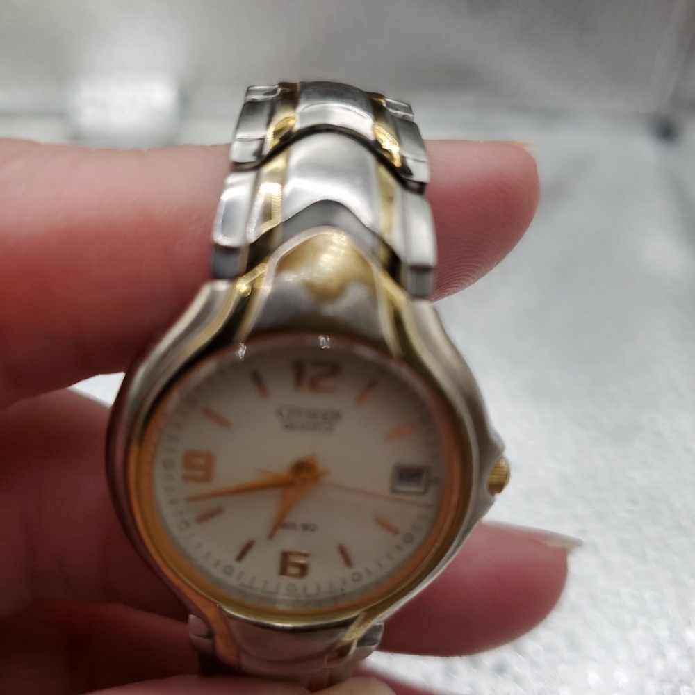 Vintage Citizen Watch - Picture 3 of 7